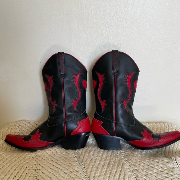 American West Trading co. Heart boots - Picture 6 of 12
